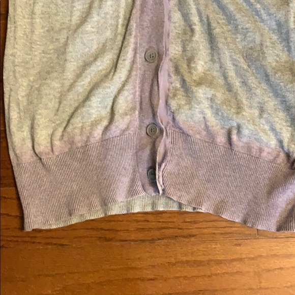 Vera Wang Gray Vneck Cardigan SzM - Picture 4 of 6